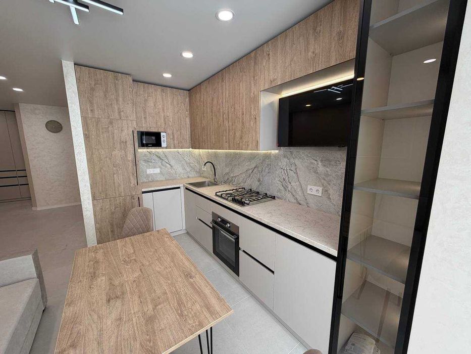 Е-ОСЕЛЯ !!! Продам 1 ком авторскую квартиру Дніпровська Брама Днепровская Брамма 2
