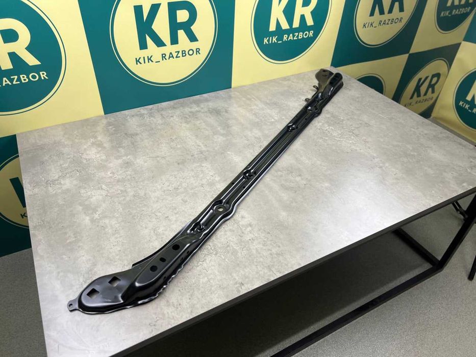 Зʼєднання Bерхнє - BMW 3 ( G20 / G21 ) 51647499226