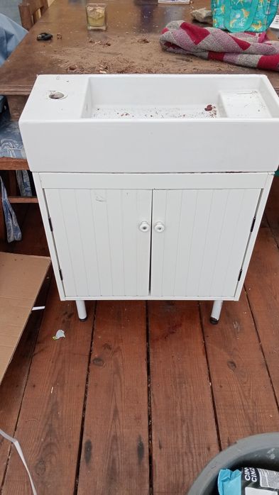 Lavatório com móvel