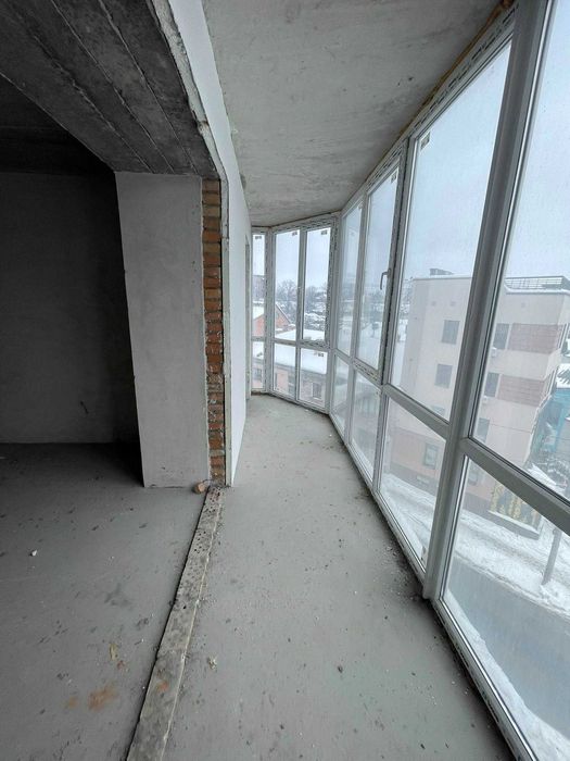 Продаж 1 км квартири на Крушельницькій в центрі у новому будинку