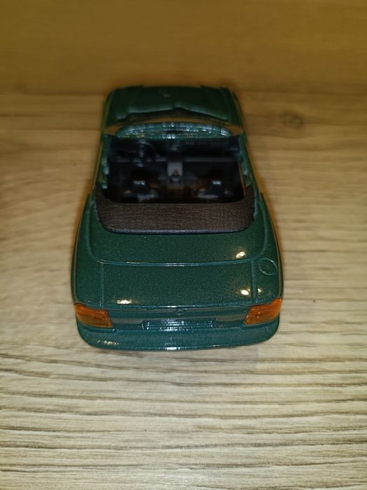 Autko Welly. BMW Z1
