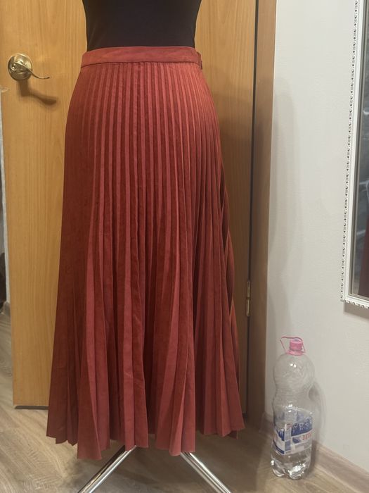 Спідниця та  жіночі штани Mango