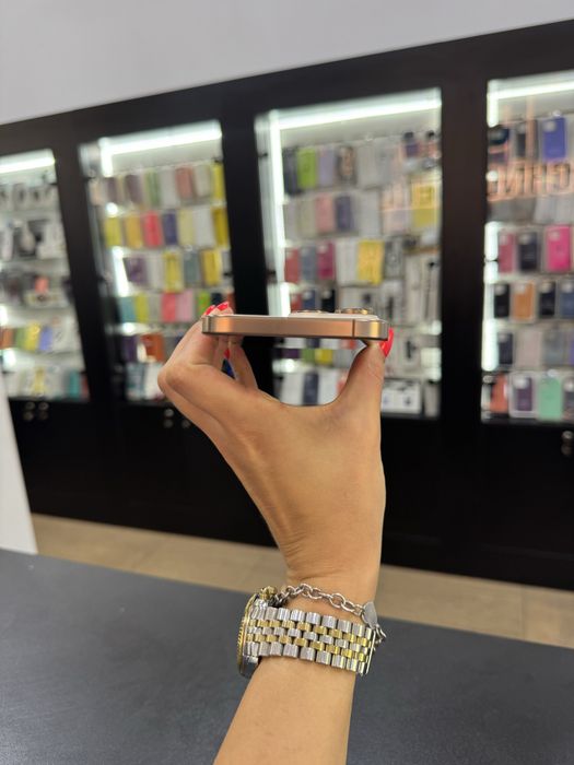 Вітринний iPhone 16 Pro 128/256/512Gb/1Tb Desert | Айфон 16 Про Gold