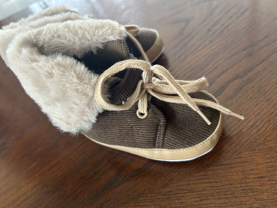 Кеди для немовлят та інше взуття