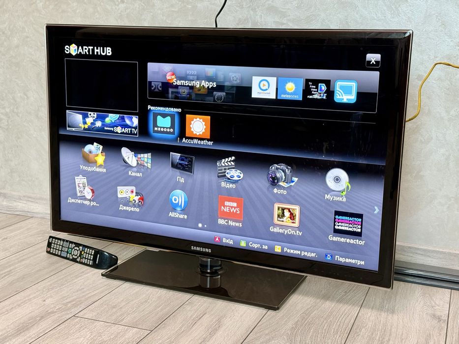 РК Телевізор Samsung UE40D5500 40 Дюймів Смарт ТВ Самсунг Smart