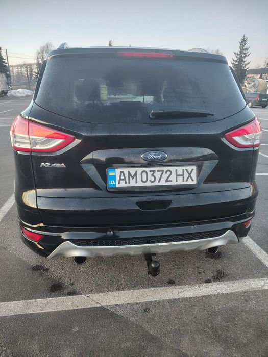 Ford Kuga 2015 рік