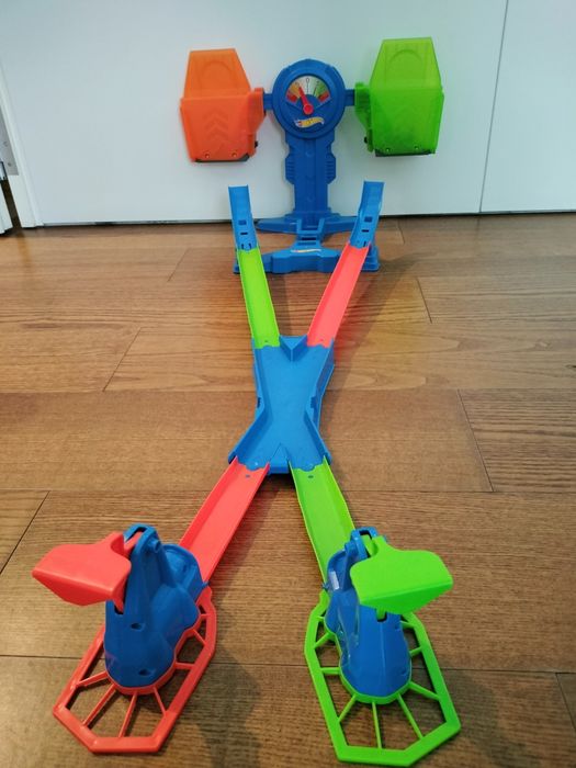 Pista Hot Wheels Balança