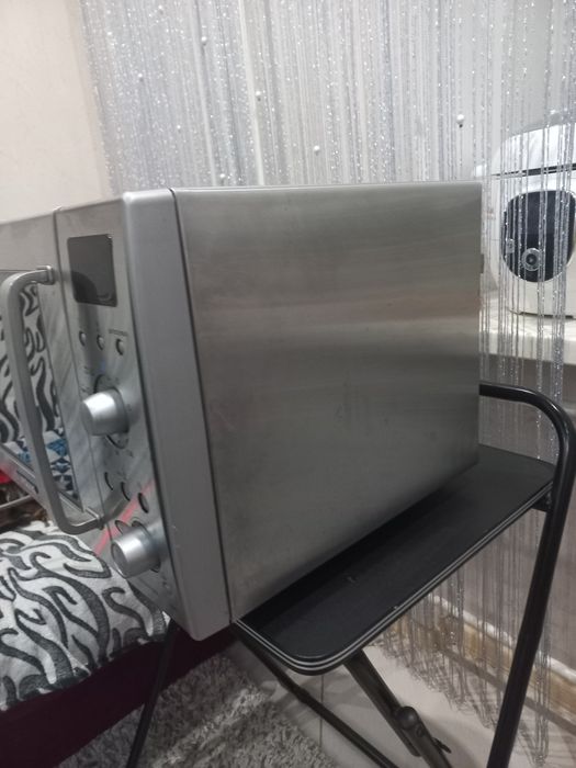 Мікрохвильова піч Самсунг