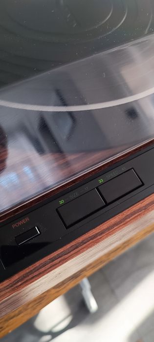Gramofon Denon DP-37F