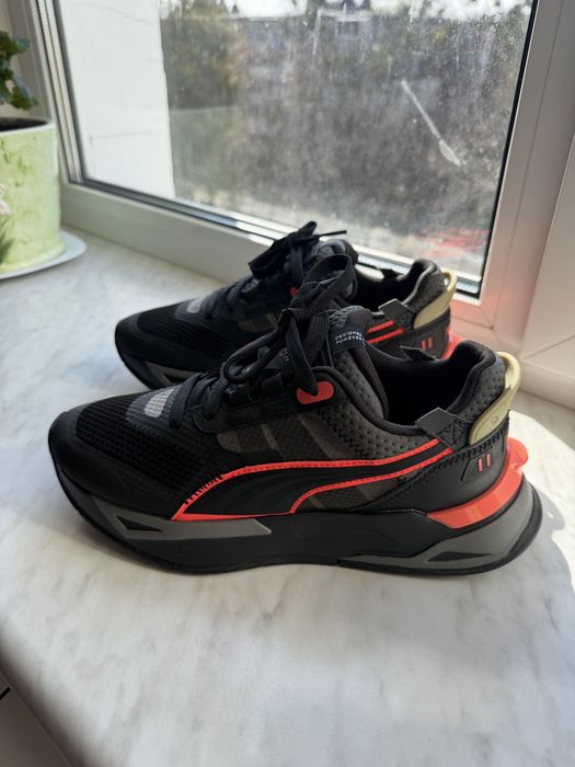 Продам кроссовки PUMA