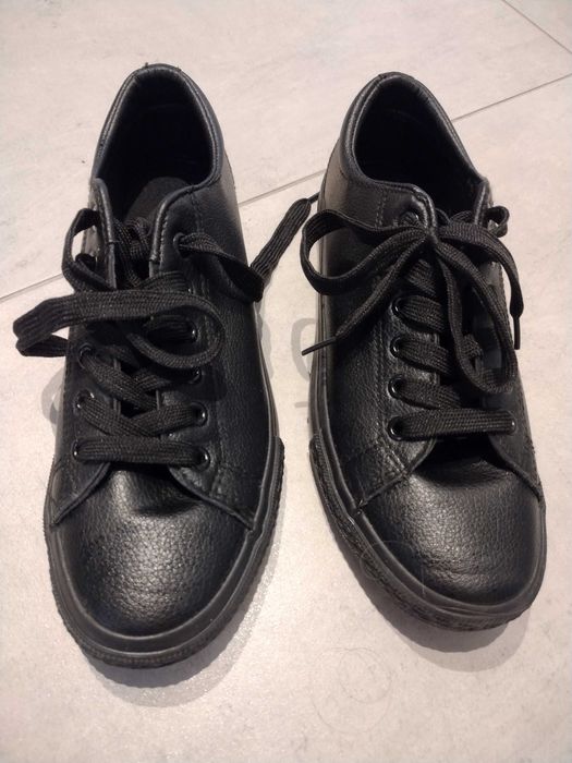 Buty dziecięce czarne 40