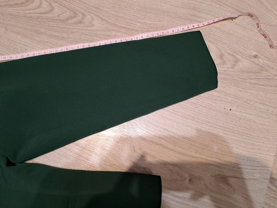 Костюм класичний зі спідницею