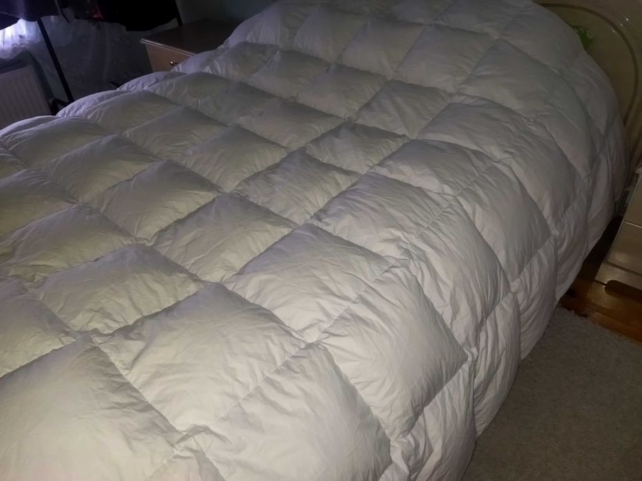 Ковдра пухова касетна 90%пух королівський розмір 240х240см Switzerland