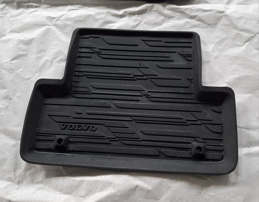 Tapetes de borracha originais Volvo V40 (2012 a 2020)