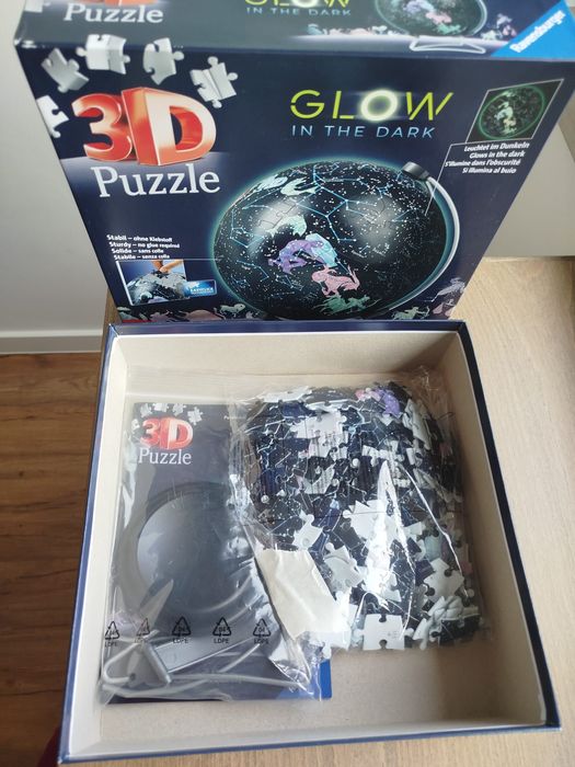 Ravensburger - Puzzle 3D Globo Estrelas Glow in the dark 180 peças