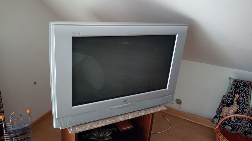 Televisão 32" CRT para RETRO GAMING JVC AV-32H4SU