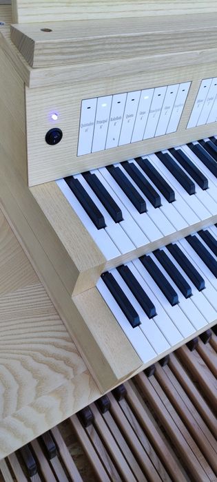 konsola Organowa Nowa, TONUS  SD 300 (małopolska).