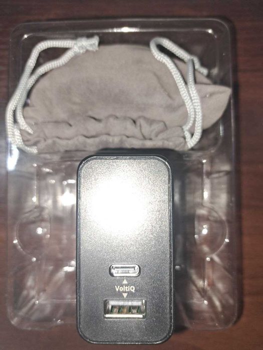 Портативна батарея Tronsmart WPB01 2 in 1  Travel 5000mAh Black