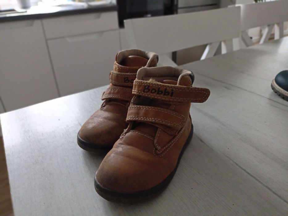 Buty chłopięce na rzepy
