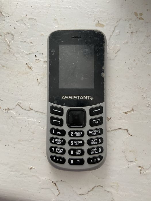 Продам телефон Assistant as 101