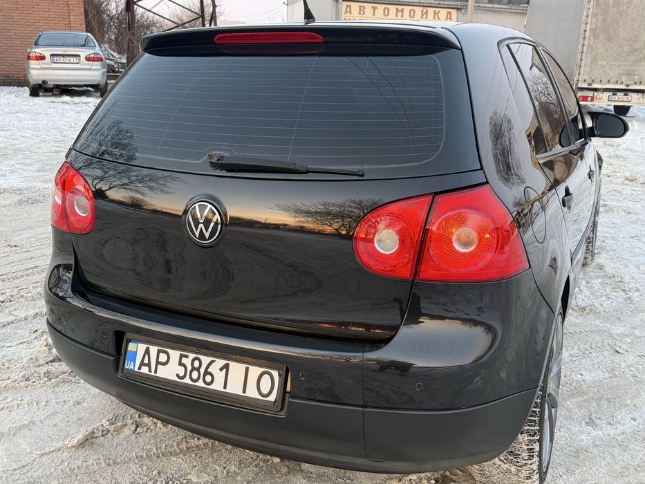Продам Volkswagen Golf 5