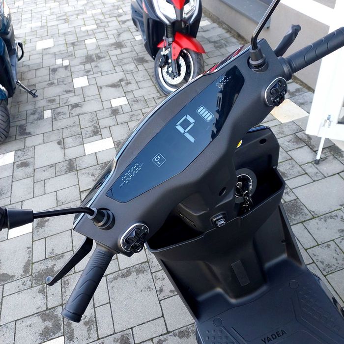 Електроскутер YADEA T5 2000Вт 72 В/20 Ач безщітковий гарантія доставка