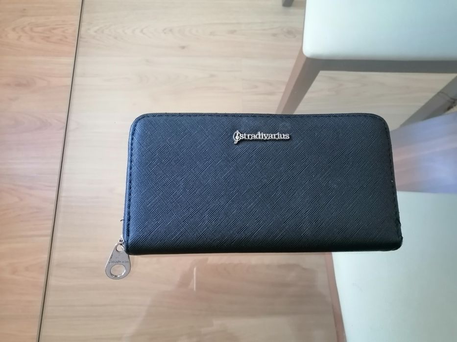 Vendo carteira preta