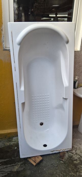 Banheira com pouco uso, 0.70 x 1.60