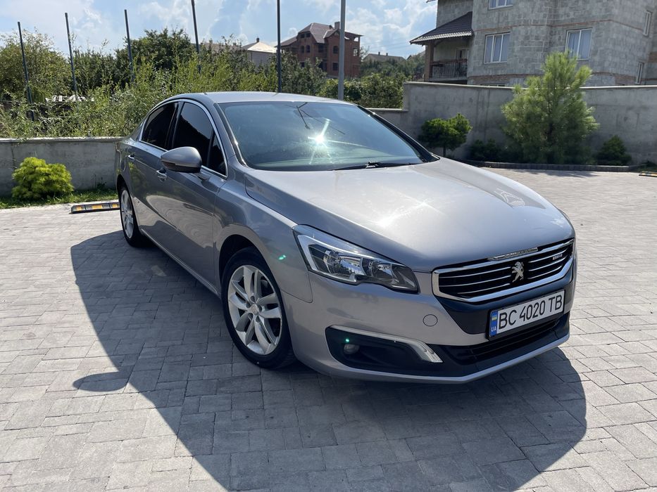 Пежо 508  2016 року.