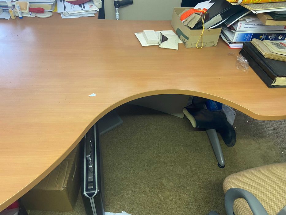 Secretária com móvel deslizante STEELCASE 180x140cm