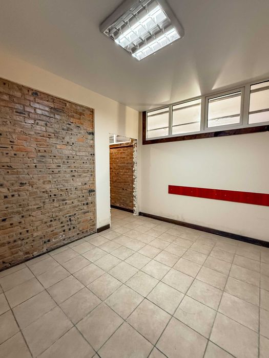 Комерція Буча великий цоколь ЖК "Паркова Оселя" поряд Бучанський Парк