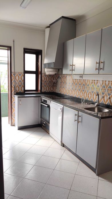 Arrendo apartamento T3 Centro Guimarães