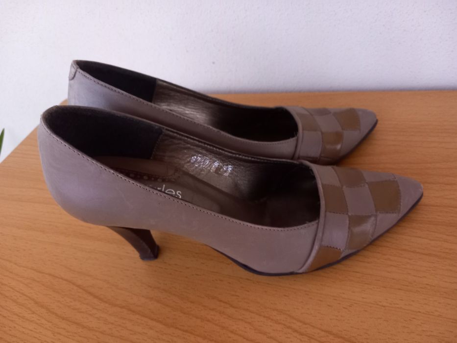 Sapatos salto alto, Charles, tam 36