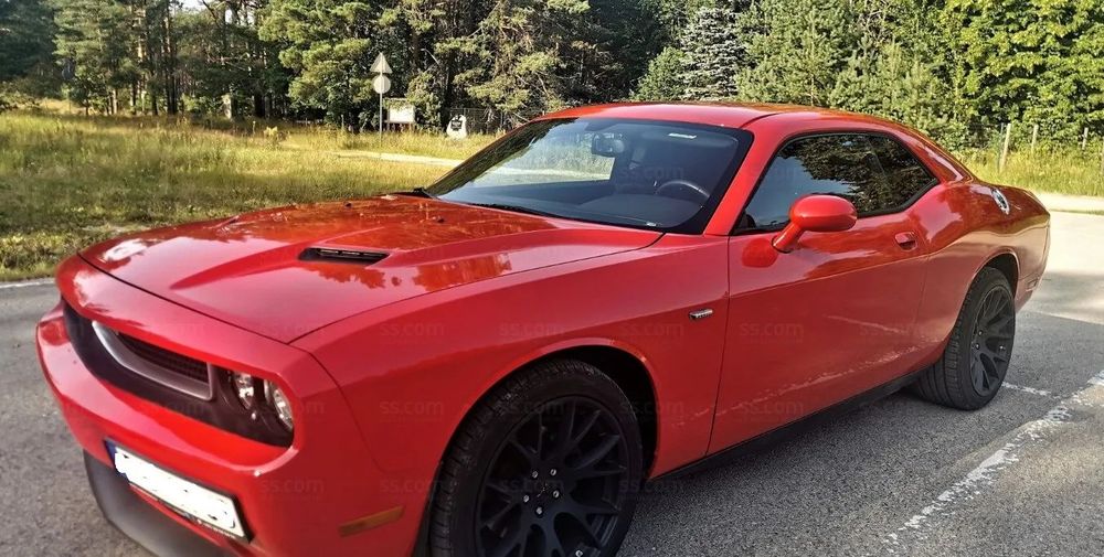 Dodge Challenger