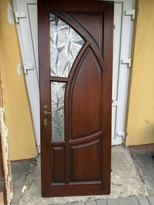 Двері деревяні  з коробкою б/у