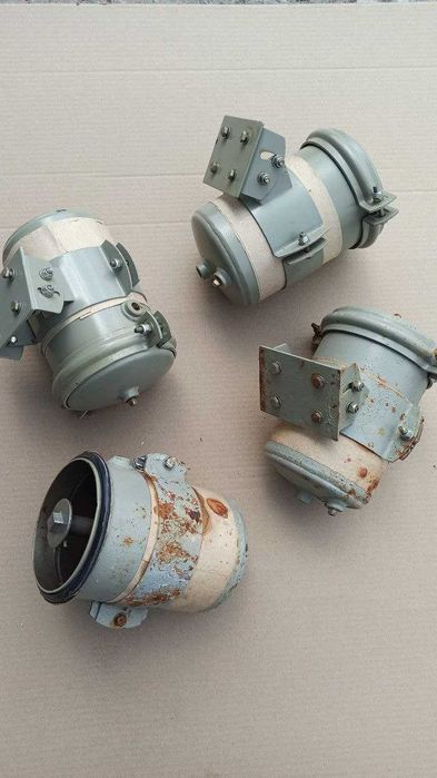 Бак масляный под дозатор ЮМЗ (круглый)