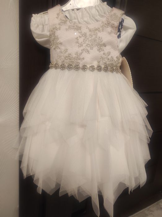 Нарядні плаття для двійнят, близнят 12 місяців