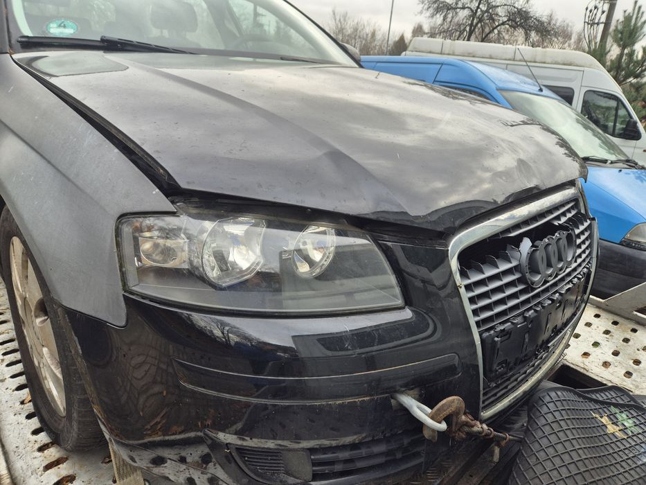 Audi a3 8p Sportback 1.6fsi LY9B