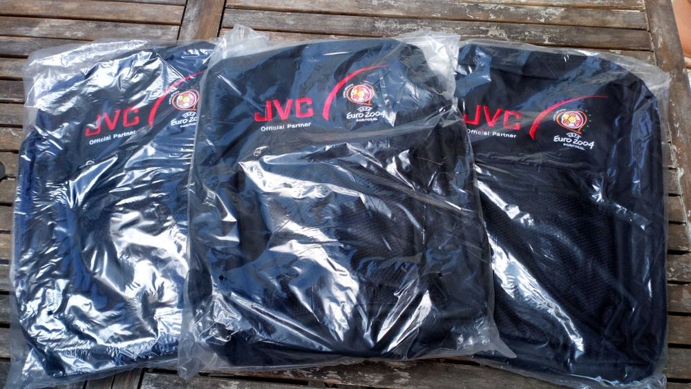 Mochila preta JVC, Euro 2004 (embaladas por estrear)