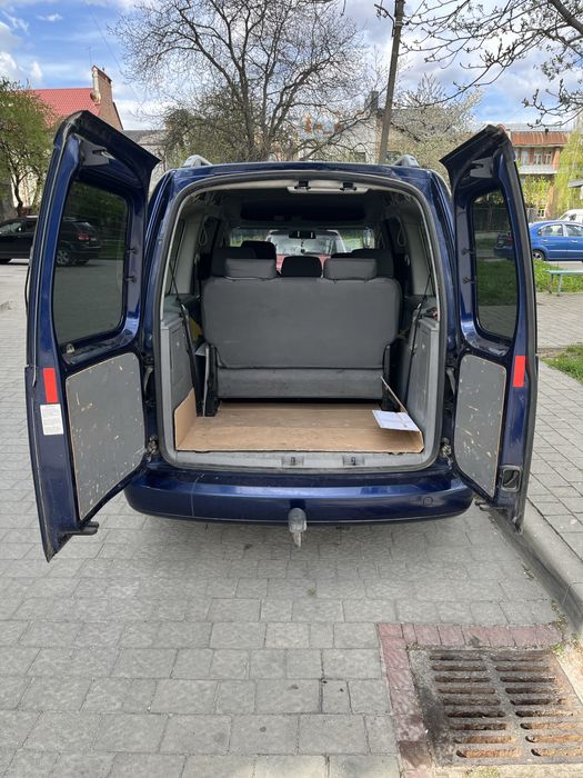 VW Caddy Maxi 2009рік оригінальний пасажир