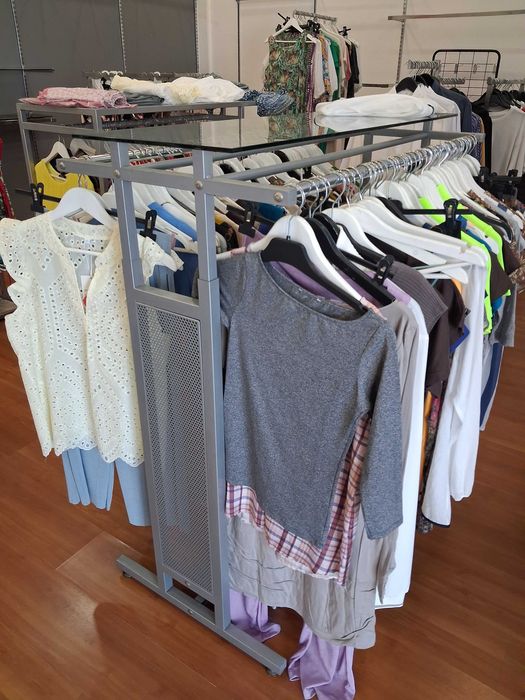 Expositores roupa