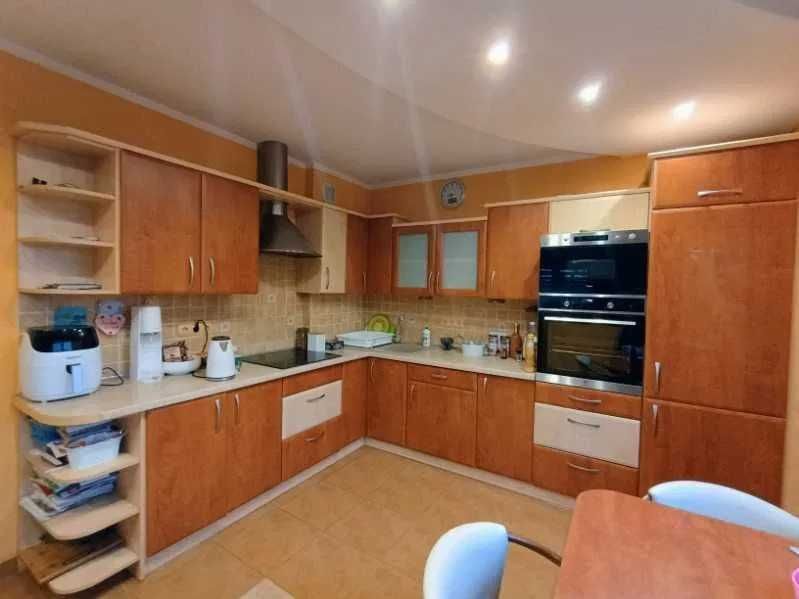 Sprzedam komplet mebli kuchennych