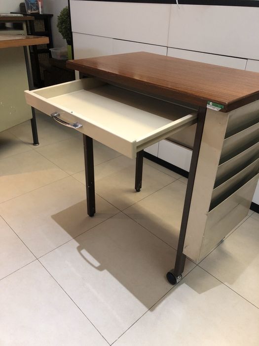 Mesa de apoio escritório vintage em ferro e madeira