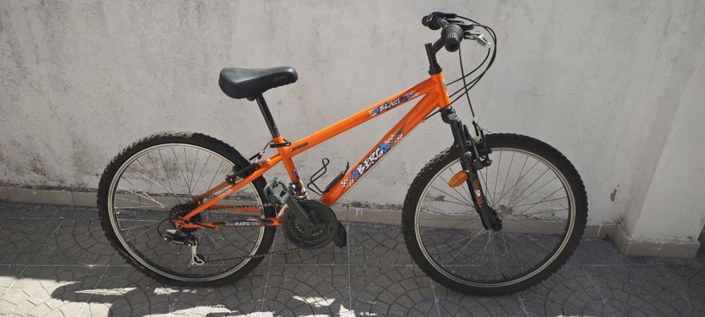Bicicleta  para criança/adolescente