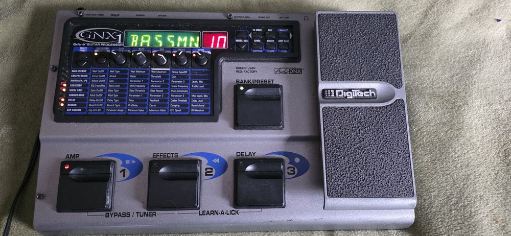 Multiefekt gitarowy digiteh gnx1