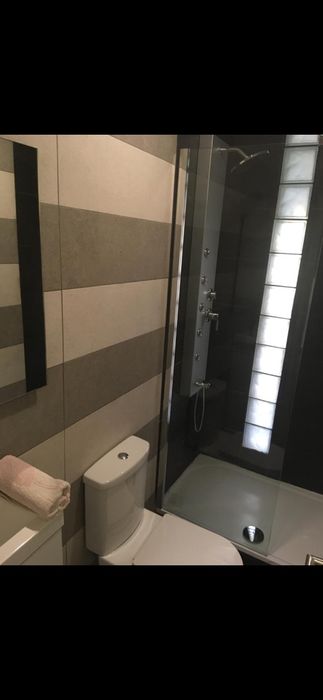 Quarto de casal para entrada em junho