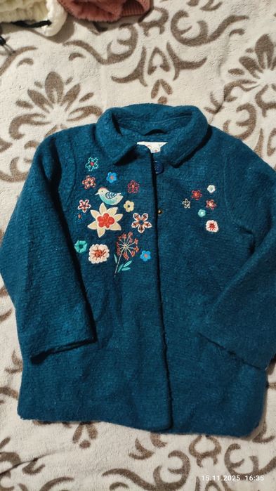 Пальто, куртка для дівчинки