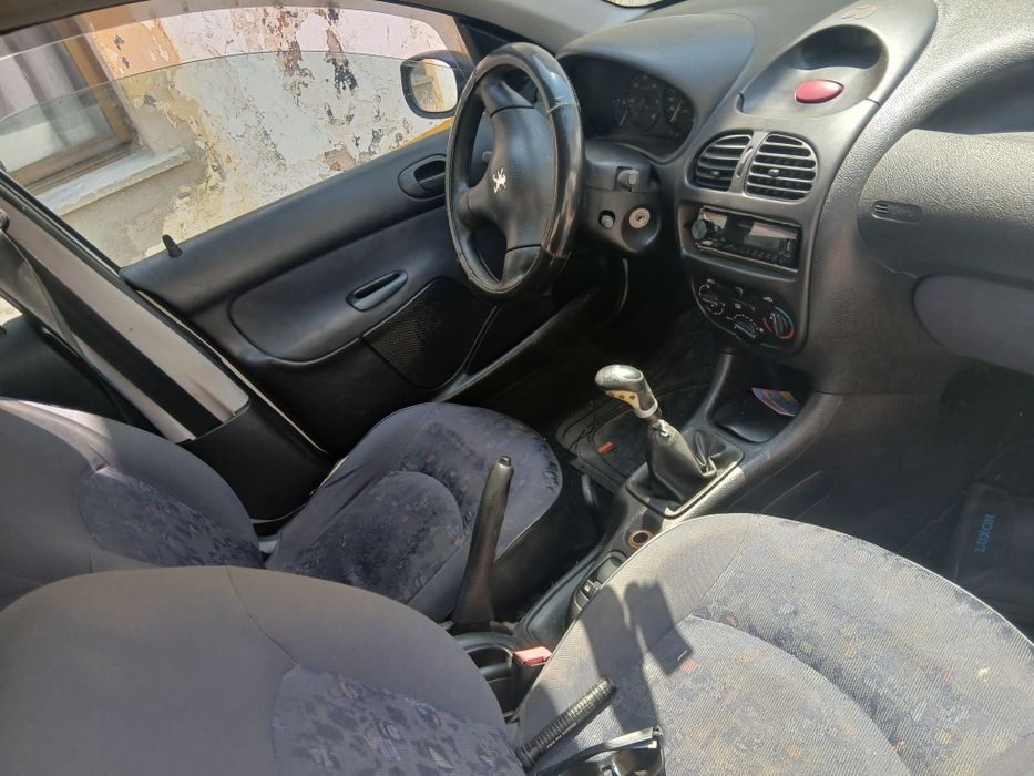 Peugeot 206 1.9d  2001