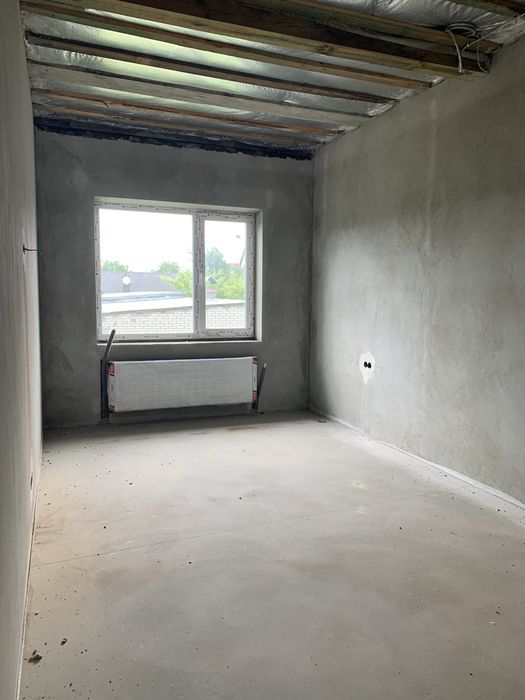 Продаж будинку Липини