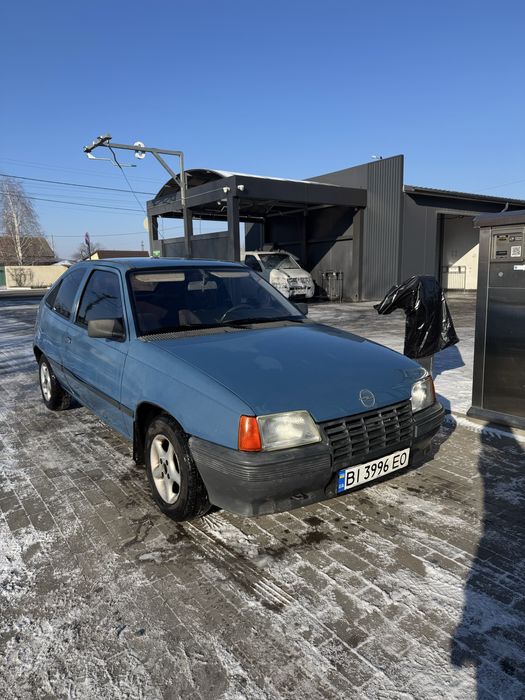 Opel Kadett 1.3 Кадет